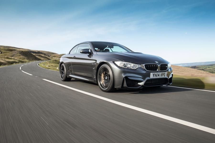  BMW M4 Convertible 2014 года  (UK) (фото 3 из 9)
